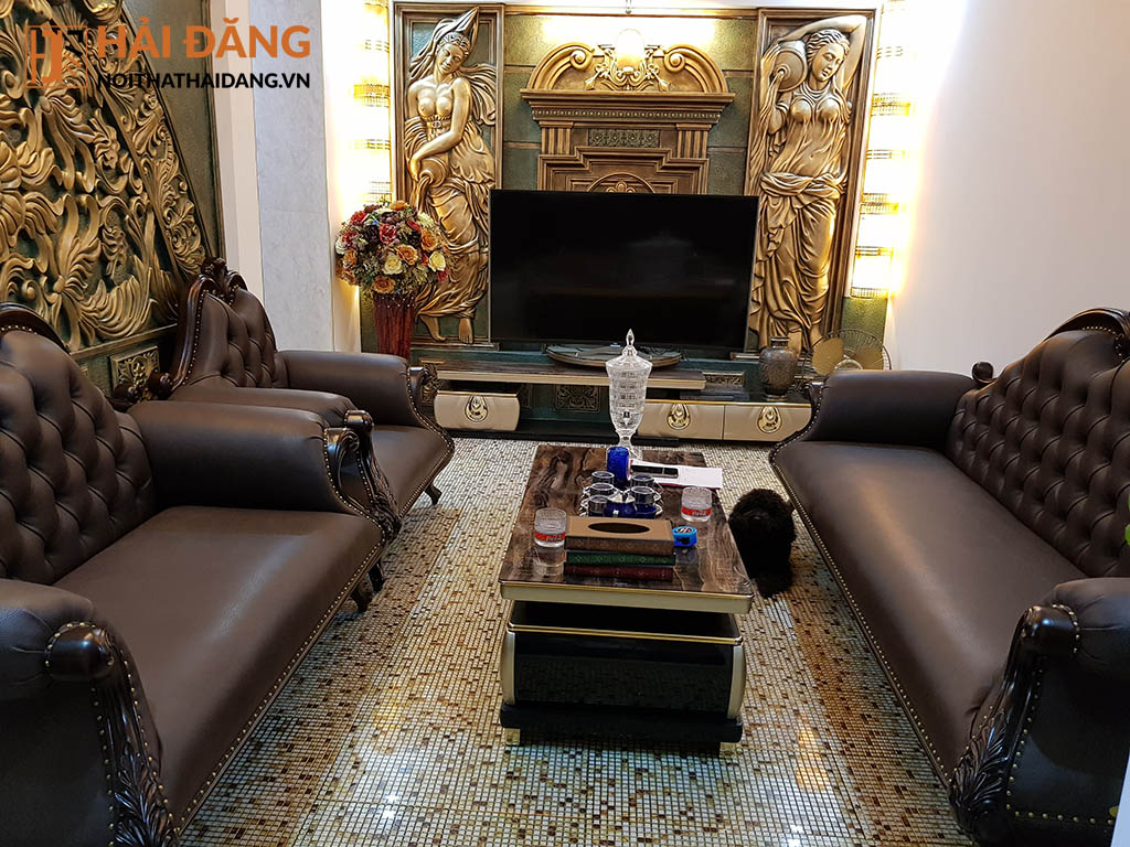 Sofa da tân cổ điển